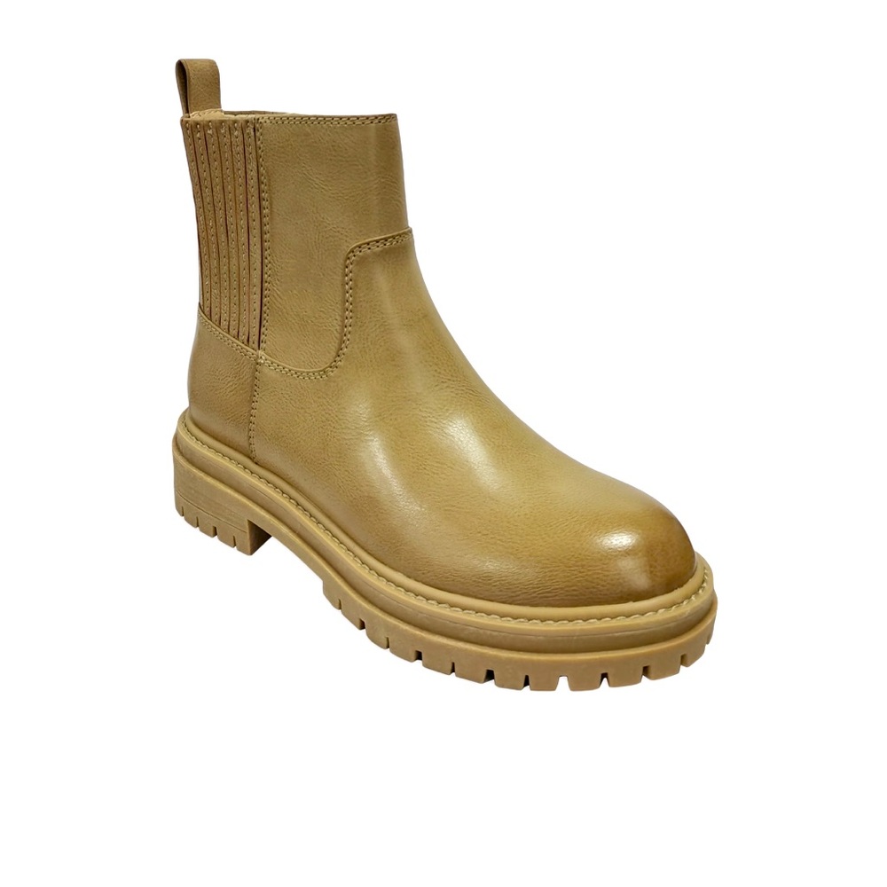 NWT| Time and Tru|  Women's Lug Chelsea Boots